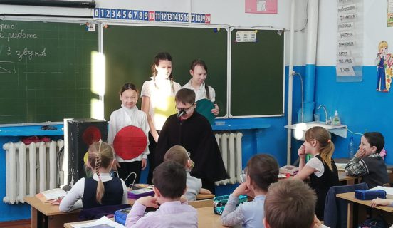 Отряд ЮИД с заботой о первоклассниках